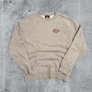 Dickies Gray Logo Embroidered Fleece Sweatshirt Size Medium Crew Neck Pullover